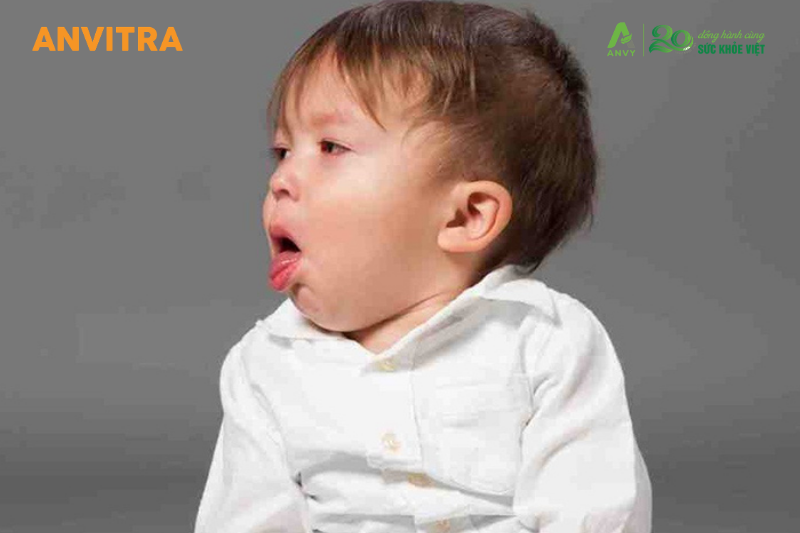 Không phải trẻ bị trào ngược nào cũng cần dùng thuốc
